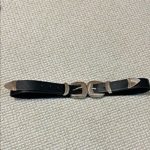 Women’s Black/Gold Double Buckle Belt NWOT
